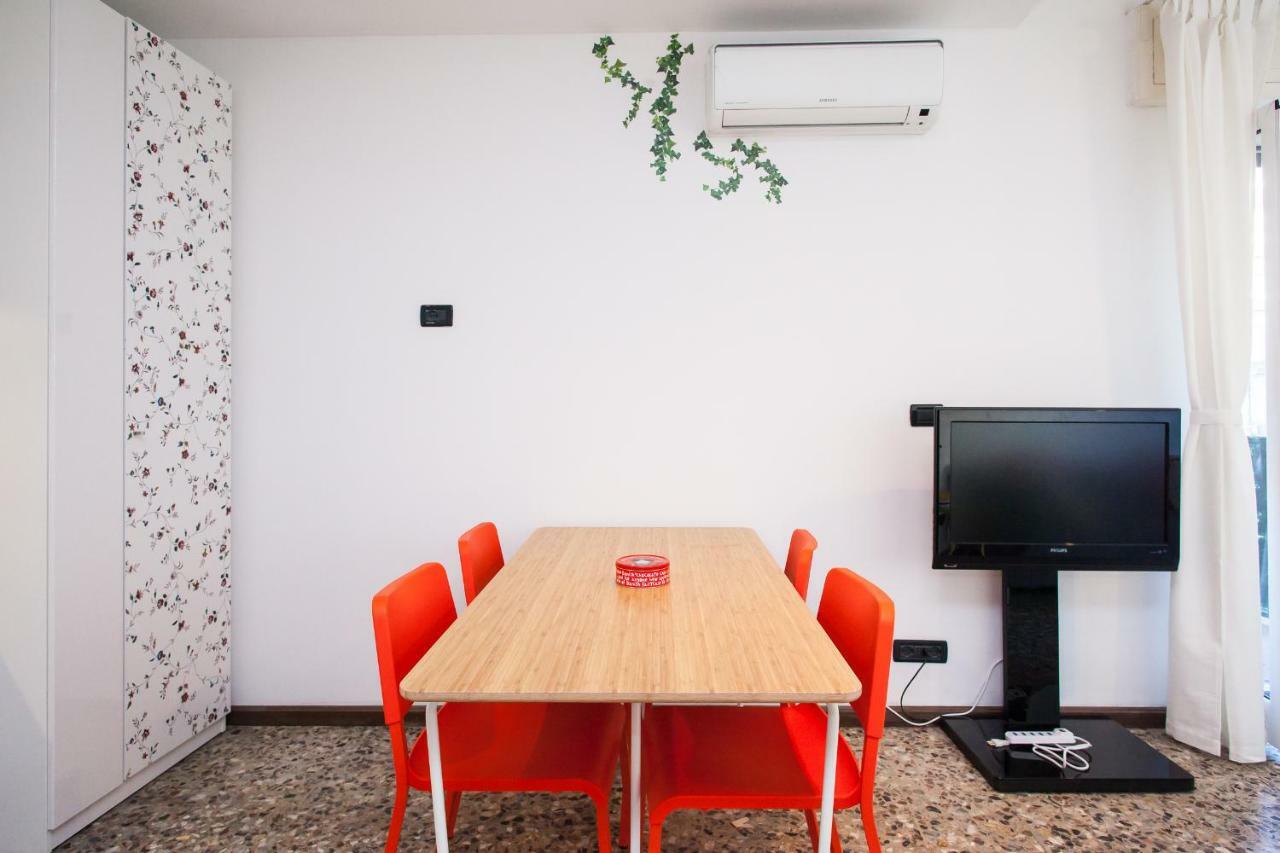 Casa Liberta - Downtown Modern Apartment With Airconditioning 산레모 외부 사진