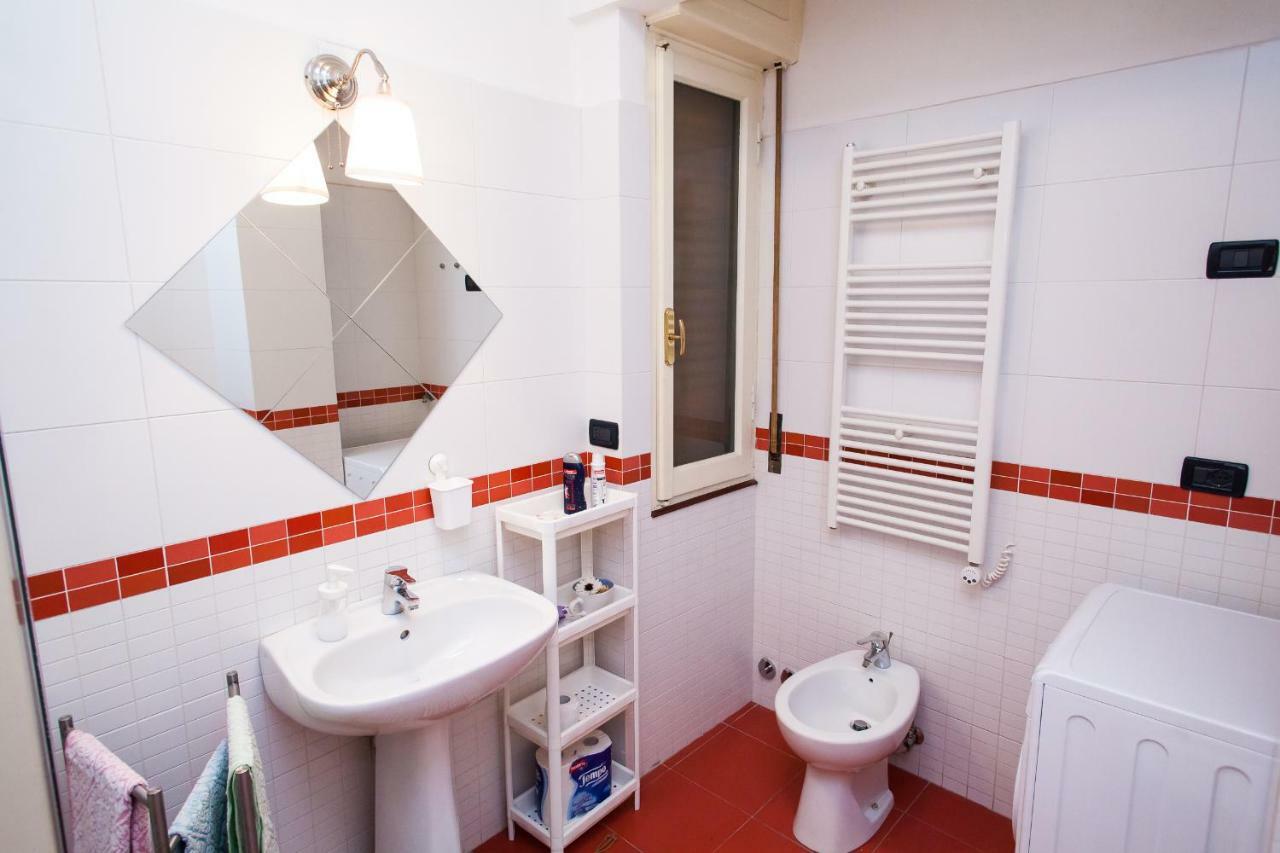 Casa Liberta - Downtown Modern Apartment With Airconditioning 산레모 외부 사진